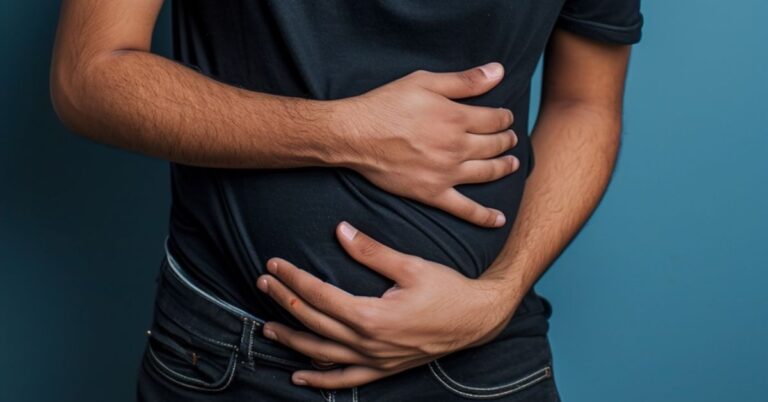 पेट ठीक से साफ न होने के पीछे छिपे कारण, constipation doctor in indore